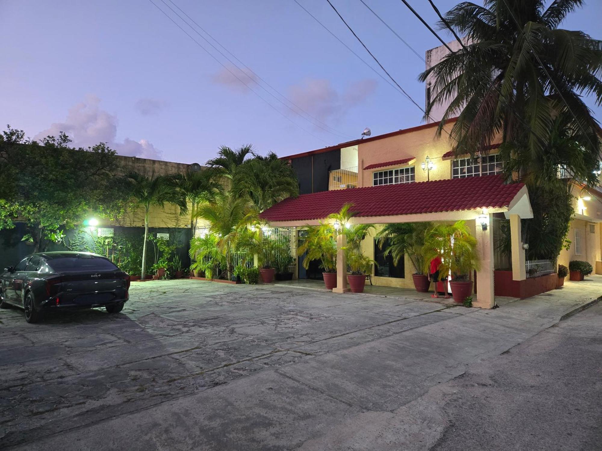 Hotel Posada Marcas Cancún Exteriör bild